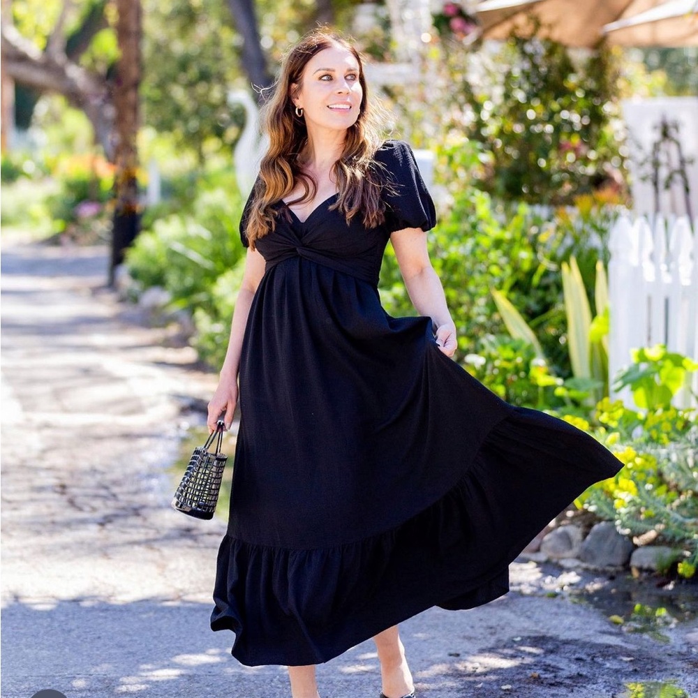 NEW with tags Astr puff sleeve midi perfection